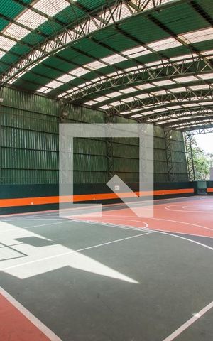 Casa à venda com 645m², 7 quartos e 3 vagasQuadra Esportiva