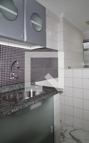 Apartamento à venda com 65m², 2 quartos e 2 vagasCozinha