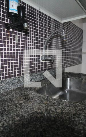 Apartamento à venda com 65m², 2 quartos e 2 vagasCozinha