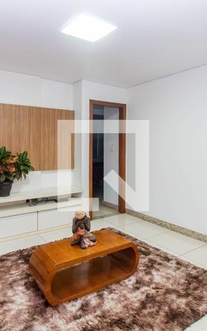 Apartamento à venda com 200m², 4 quartos e 2 vagas Apartamento à venda com 200m², 4 quartos e 2 vagasSala