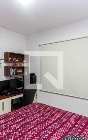 Apartamento à venda com 200m², 4 quartos e 2 vagas Apartamento à venda com 200m², 4 quartos e 2 vagasQuarto 1