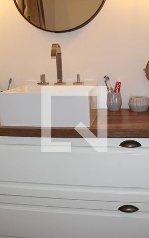 Casa à venda com 250m², 4 quartos e 2 vagasBanheiro 1 