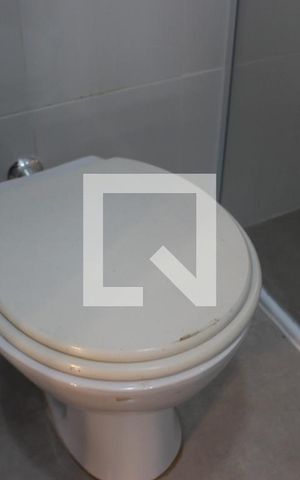 Casa à venda com 250m², 4 quartos e 2 vagasBanheiro do Salão de festas
