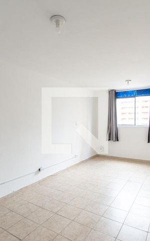 Studio à venda com 33m², 1 quarto e sem vaga Studio à venda com 33m², 1 quarto e sem vagaSala/Quarto