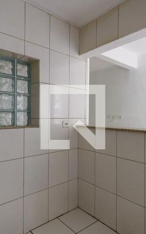 Casa para alugar com 70m², 1 quarto e sem vaga Casa para alugar com 70m², 1 quarto e sem vagaCozinha