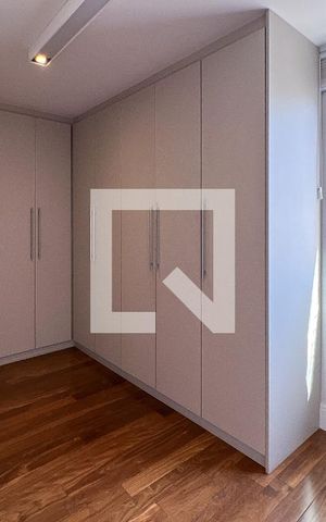 Apartamento para alugar com 140m², 3 quartos e 1 vagaCloset