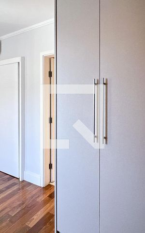 Apartamento para alugar com 140m², 3 quartos e 1 vagaCloset