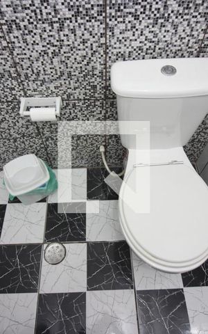 Casa à venda com 188m², 4 quartos e 2 vagasBanheiro de serviço