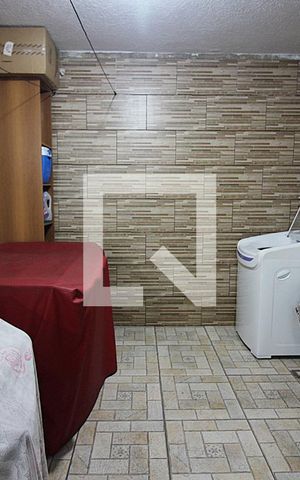 Casa à venda com 188m², 4 quartos e 2 vagasLavanderia