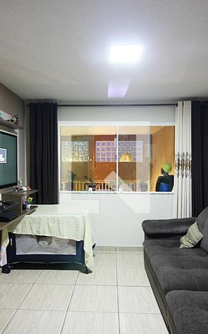 Casa à venda com 188m², 4 quartos e 2 vagasSala 