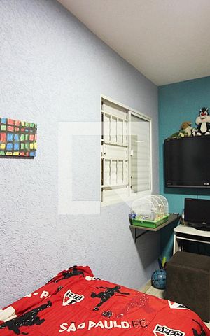Casa à venda com 188m², 4 quartos e 2 vagasQuarto 2 