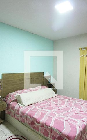 Casa à venda com 188m², 4 quartos e 2 vagasQuarto 4 - Suíte