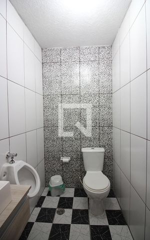 Casa à venda com 188m², 4 quartos e 2 vagasBanheiro de serviço