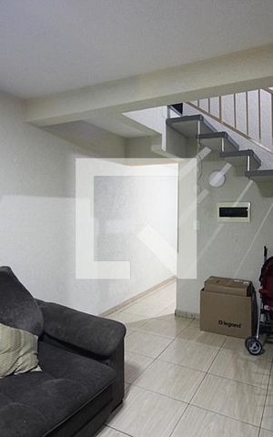 Casa à venda com 188m², 4 quartos e 2 vagasSala 