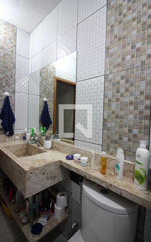 Casa à venda com 188m², 4 quartos e 2 vagasBanheiro do Quarto 4 - Suíte