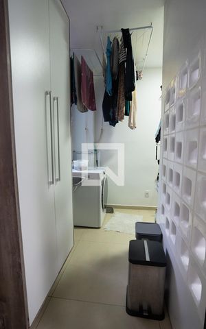 Apartamento à venda com 142m², 3 quartos e 1 vaga Apartamento à venda com 142m², 3 quartos e 1 vagaÁrea de Serviço