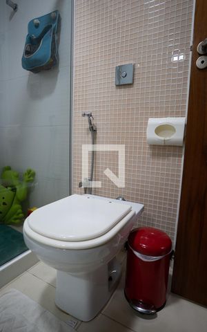 Apartamento à venda com 142m², 3 quartos e 1 vaga Apartamento à venda com 142m², 3 quartos e 1 vagaSuíte 2 banheiro