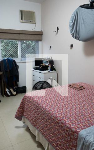 Apartamento à venda com 142m², 3 quartos e 1 vaga Apartamento à venda com 142m², 3 quartos e 1 vagaQuarto