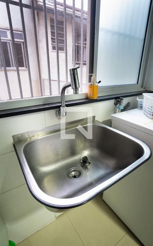 Apartamento à venda com 142m², 3 quartos e 1 vaga Apartamento à venda com 142m², 3 quartos e 1 vagaÁrea de Serviço