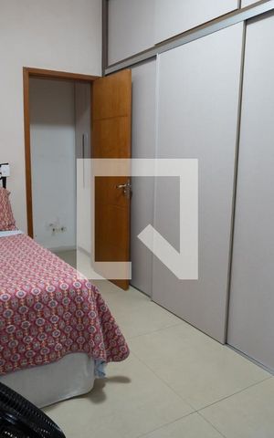 Apartamento à venda com 142m², 3 quartos e 1 vaga Apartamento à venda com 142m², 3 quartos e 1 vagaQuarto