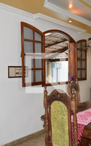 Casa à venda com 420m², 3 quartos e 4 vagasCopa