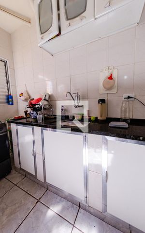 Casa à venda com 102m², 2 quartos e 1 vaga Casa à venda com 102m², 2 quartos e 1 vagaCozinha