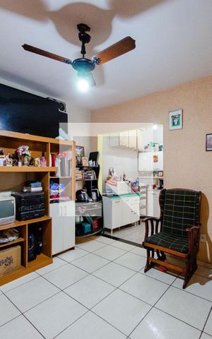 Casa à venda com 102m², 2 quartos e 1 vaga Casa à venda com 102m², 2 quartos e 1 vagaSala
