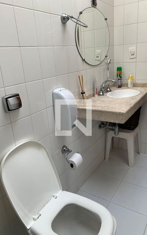 Casa para alugar com 492m², 3 quartos e 5 vagasBanheiro