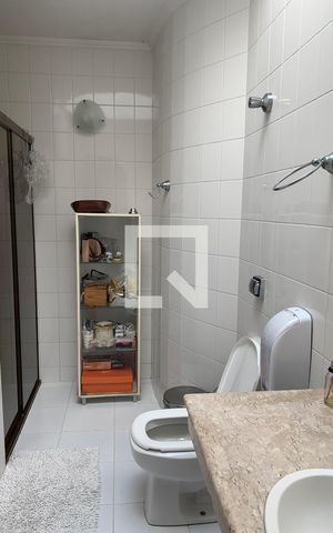 Casa para alugar com 492m², 3 quartos e 5 vagasBanheiro