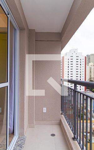 Studio para alugar com 26m², 1 quarto e sem vaga Studio para alugar com 26m², 1 quarto e sem vagaSacada