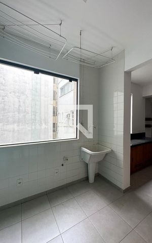 Apartamento para alugar com 225m², 4 quartos e 1 vaga Apartamento para alugar com 225m², 4 quartos e 1 vagaÁrea de Serviço