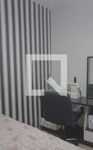 Casa de condomínio à venda com 88m², 4 quartos e 2 vagasQuarto 3