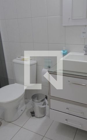 Casa de condomínio à venda com 88m², 4 quartos e 2 vagasBanheiro 1