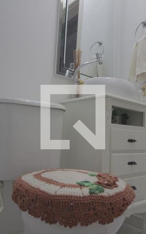 Casa de condomínio à venda com 88m², 4 quartos e 2 vagasBanheiro 2