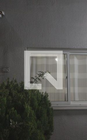 Casa de condomínio à venda com 88m², 4 quartos e 2 vagasPlaca