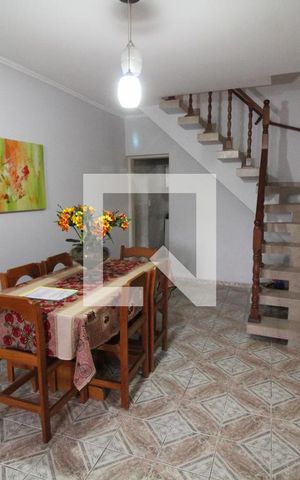 Casa à venda com 261m², 6 quartos e 1 vagaSala