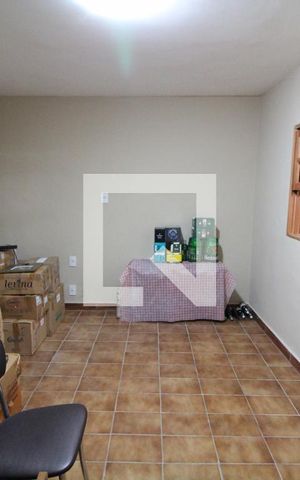 Casa à venda com 261m², 6 quartos e 1 vagaQuarto 4