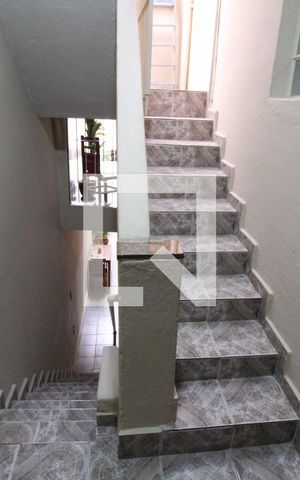 Casa à venda com 261m², 6 quartos e 1 vagaEscada Externa