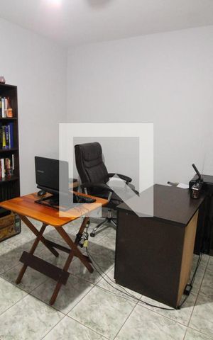 Casa à venda com 261m², 6 quartos e 1 vagaQuarto 5