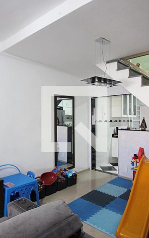 Casa à venda com 115m², 3 quartos e 2 vagasSala 