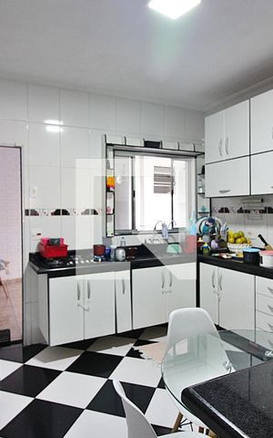 Casa à venda com 115m², 3 quartos e 2 vagasCozinha
