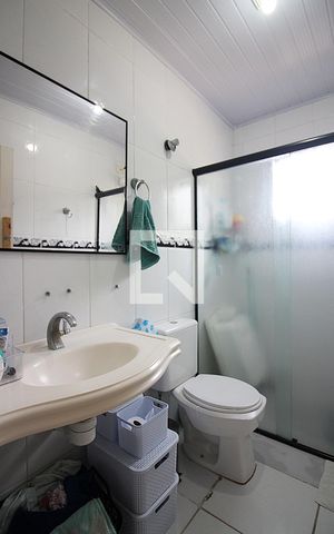 Casa à venda com 115m², 3 quartos e 2 vagasBanheiro Social