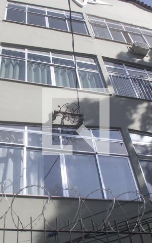 Apartamento à venda com 87m², 4 quartos e sem vagaFachada