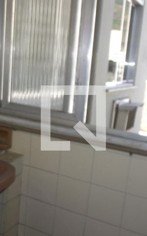 Apartamento à venda com 87m², 4 quartos e sem vagaÁrea de Serviço