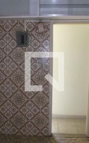 Apartamento à venda com 87m², 4 quartos e sem vagaÁrea de Serviço