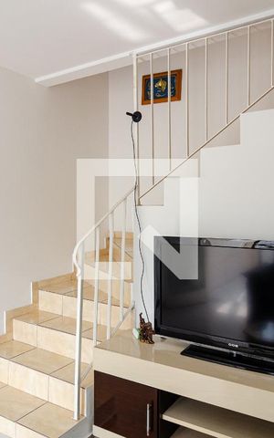 Casa à venda com 96m², 2 quartos e 1 vaga Casa à venda com 96m², 2 quartos e 1 vagaSala