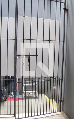Casa para alugar com 70m², 2 quartos e 1 vagaQuintal