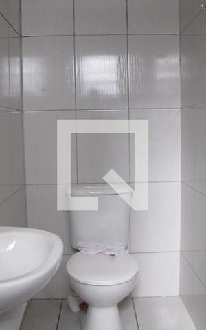 Casa para alugar com 70m², 2 quartos e 1 vagaBanheiro