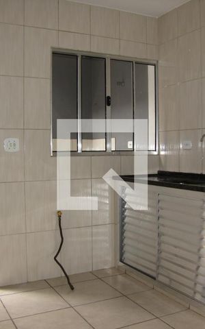Casa para alugar com 70m², 2 quartos e 1 vagaCozinha