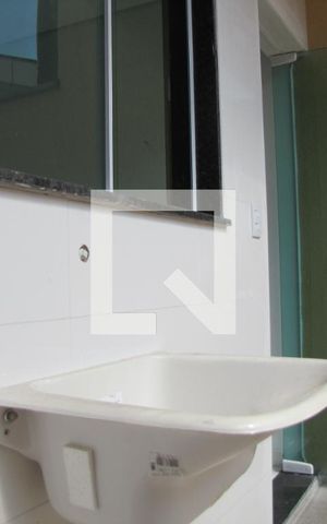 Casa à venda com 98m², 2 quartos e 2 vagasÁrea de Serviço